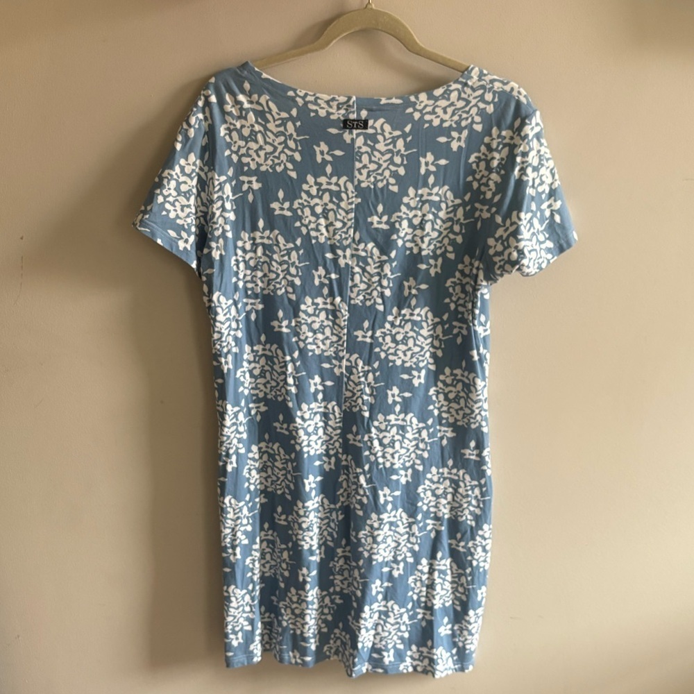 Sail to Sable Blue Hydrangea Dress - Picture 3 of 5